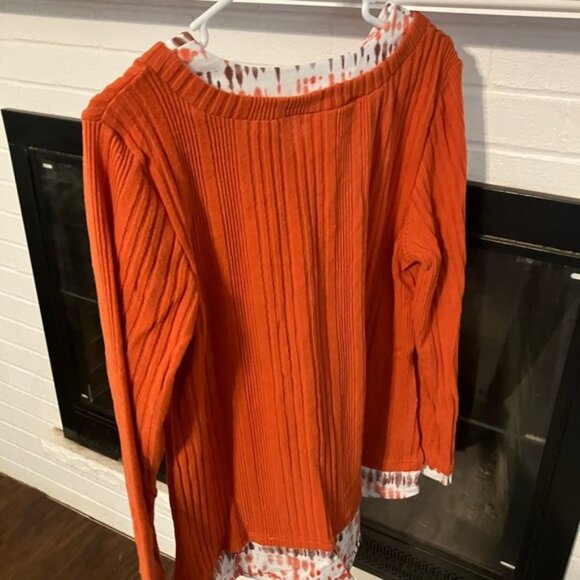 Pumpkin colored, long sleeved sweater.  Size L - Picture 3 of 3